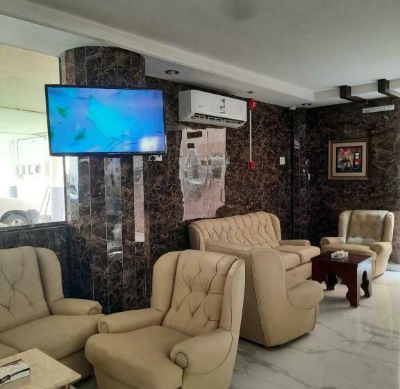 בית מלון כפרי شقق العنوان للوحدات المخدومة Alanwaan Apartments For Serviced Units