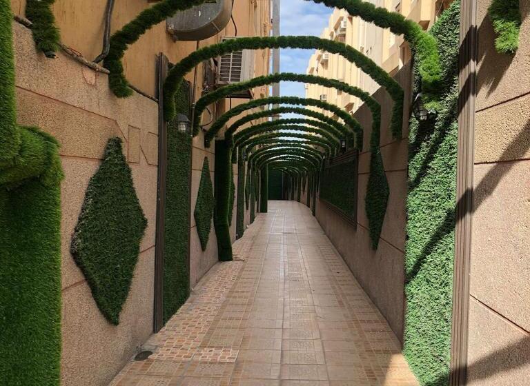 בית מלון כפרי شقق العنوان للوحدات المخدومة Alanwaan Apartments For Serviced Units