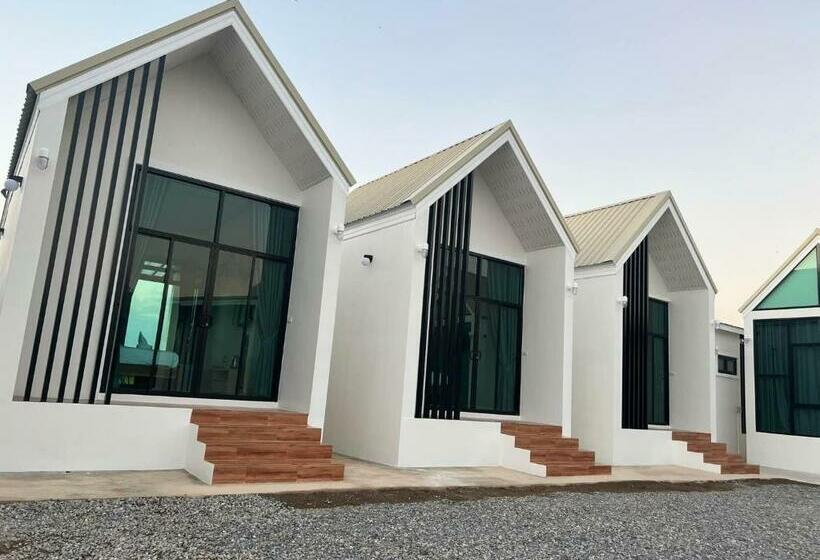 בית מלון כפרי เดอนาปัว วิลล่า