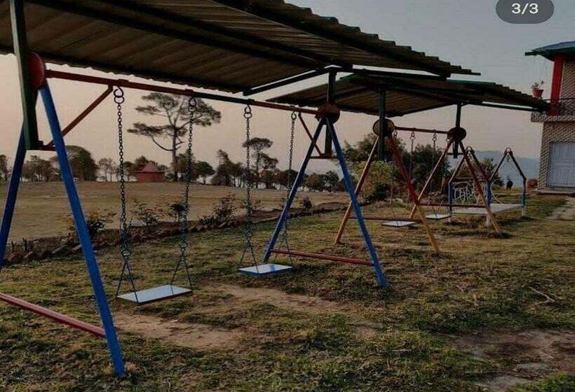 בית מלון כפרי Aangan Resort, Bageshwar