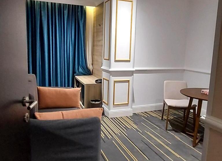 هتل Atlantis Alger