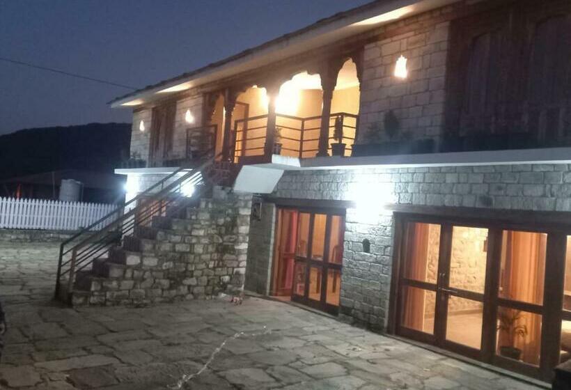 ホテル Basa Homestay