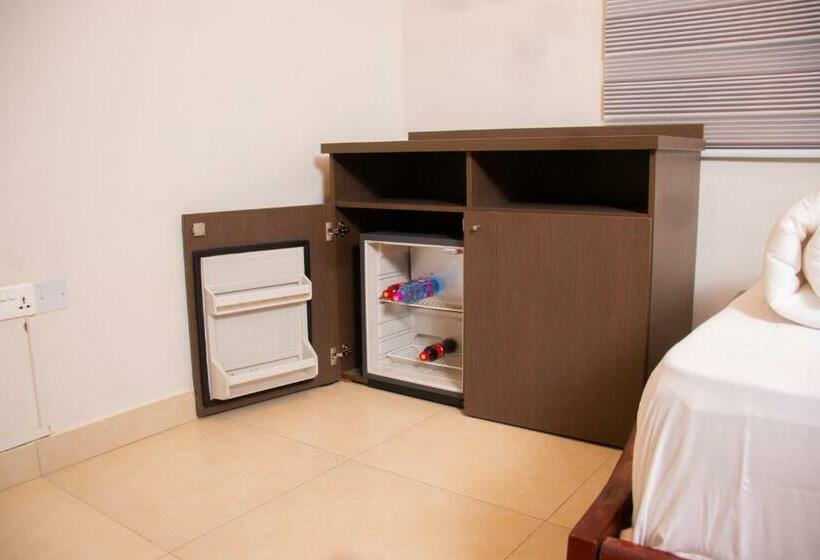 فندق El King Home Lodge