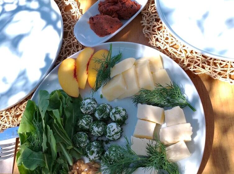 Kozakorman Hotel & Restaurant