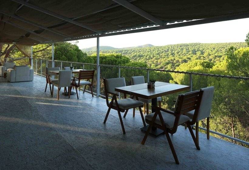 Kozakorman Hotel & Restaurant