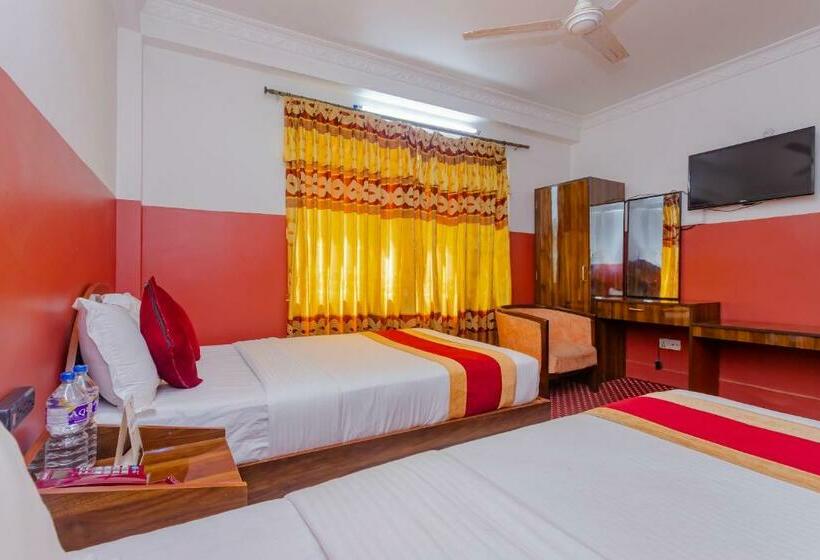 Hotel Oyo 797  Aakansh