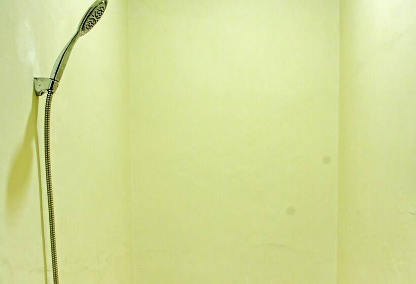 فندق Oyo 91643 Homestay Daniel 76