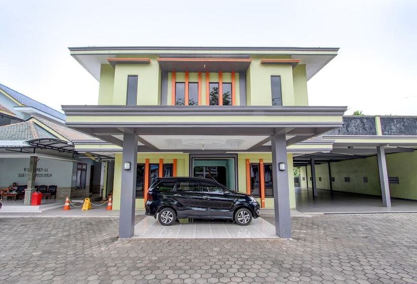 ホテル Oyo 91748 Wisma Pkpri Purworejo