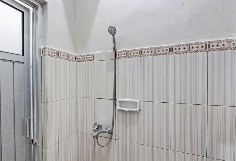 ホテル Oyo 91748 Wisma Pkpri Purworejo