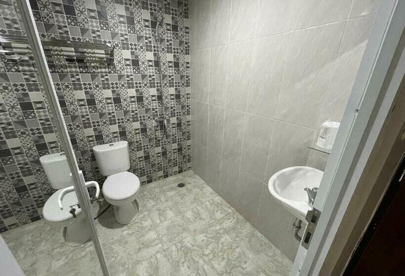 בית מלון כפרי Liberta Home Seririt Bali