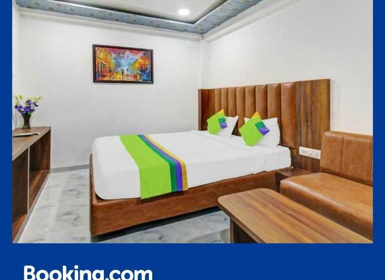 Treebo Hotel Rk Inn, Railway Station