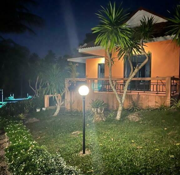 펜션 Baansuan Ra Na Resorts