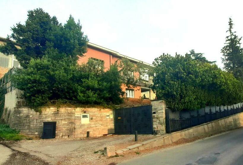 بنسيون Ai Marmi