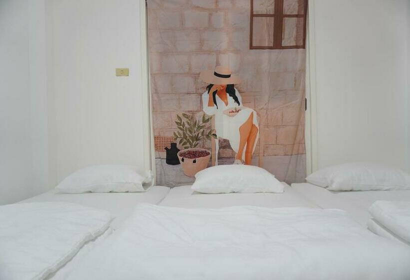 膳宿费 Baan Kiatprawut