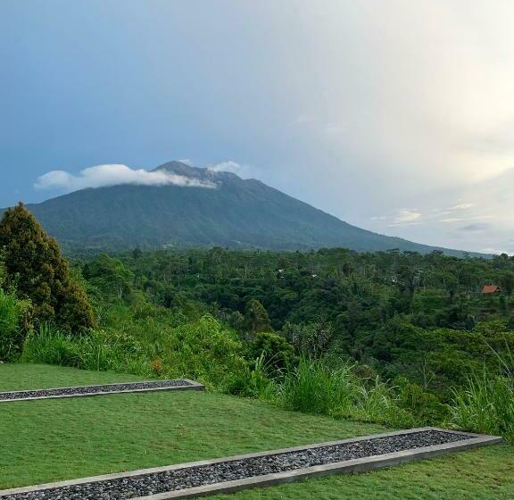 펜션 Besakih Homestay & Villa