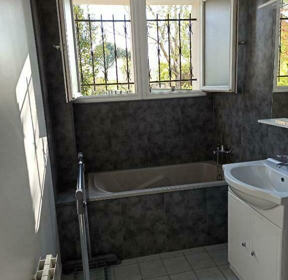 ペンション Chambre D Hôte à 20 Min De Versailles