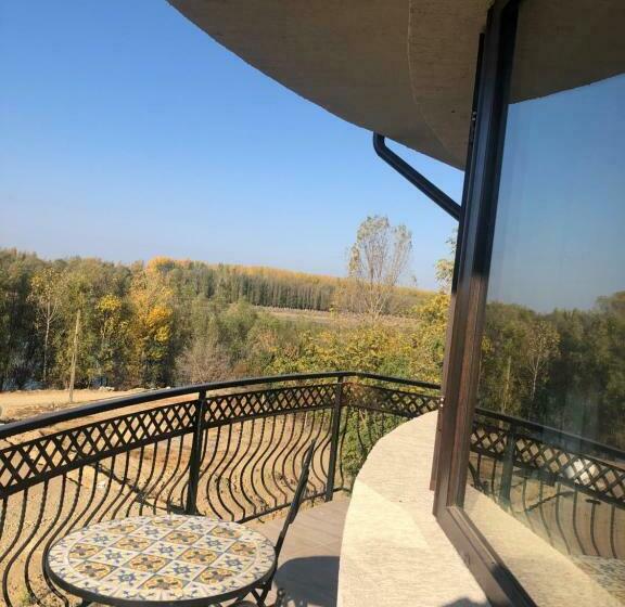 펜션 Florena House