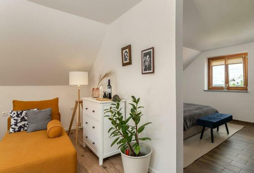 펜션 Kapocs Apartmanház