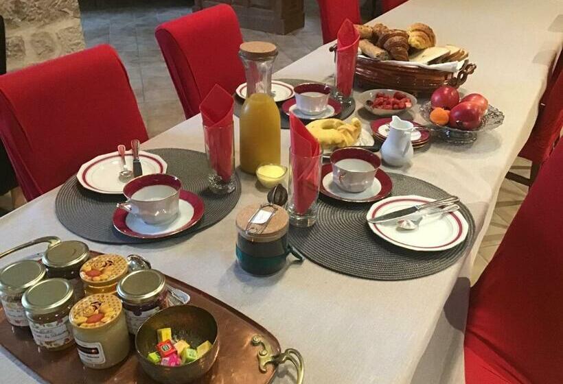 פנסיון La Maison De Beaume