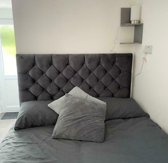 بنسيون Private En Suite Garden Room