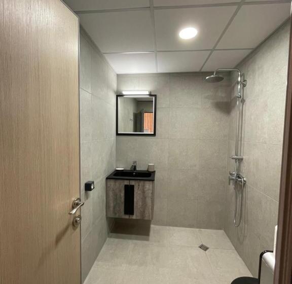 膳宿费 Sea And Mountain