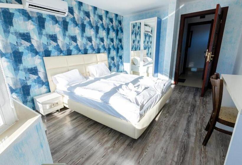 膳宿费 Sea And Mountain