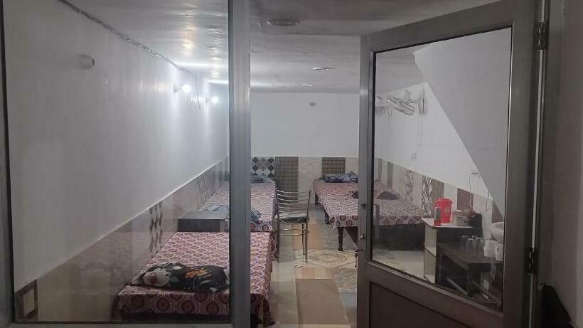 펜션 Shubham Guest House