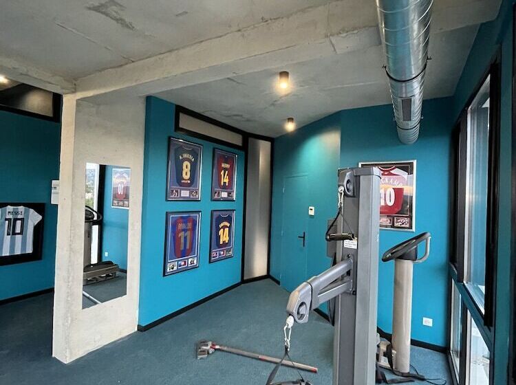 Пансион Suite 28