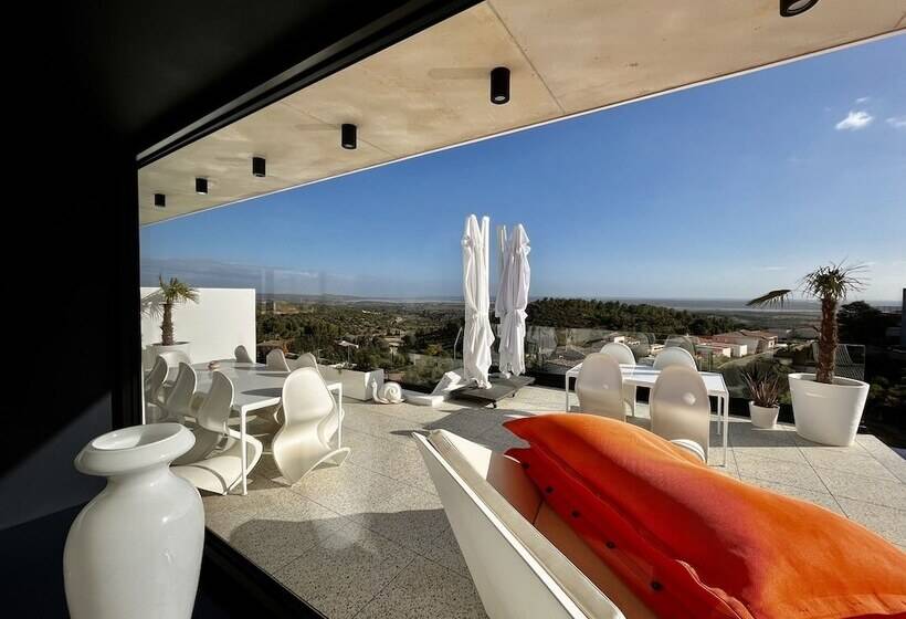 Пансион Suite 28