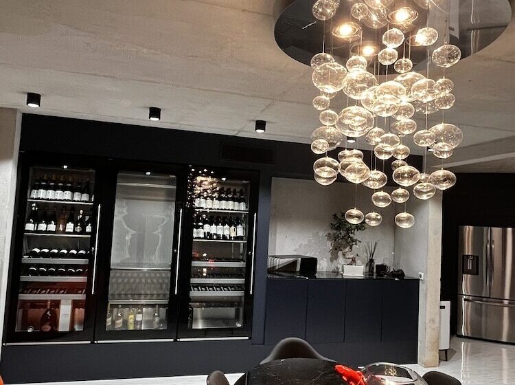 Пансион Suite 28