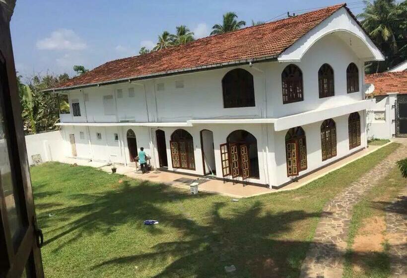 Пансион Sunshine Guest House