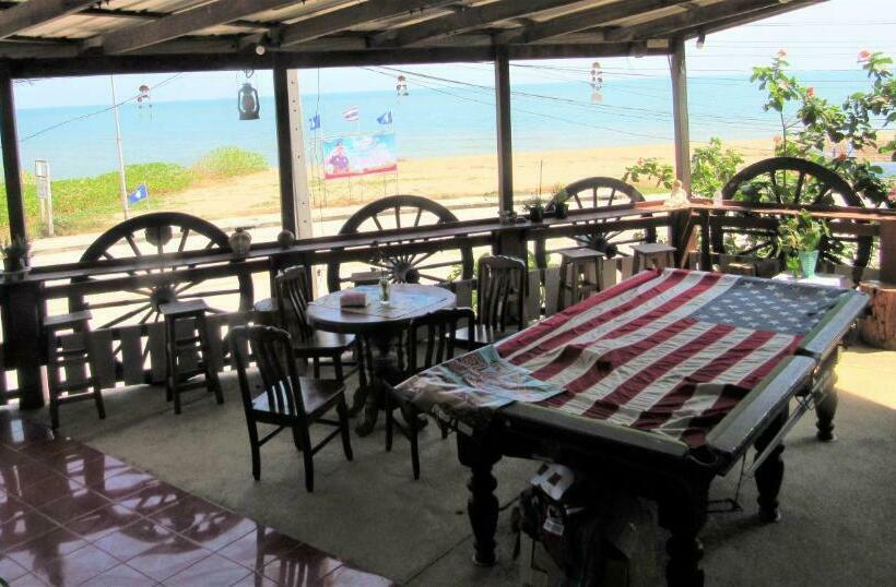 펜션 The Sunrise Beach Cafe And Guesthouse