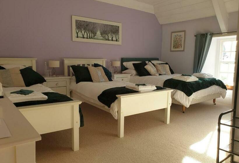 Sheviock Barton Bed & Breakfast