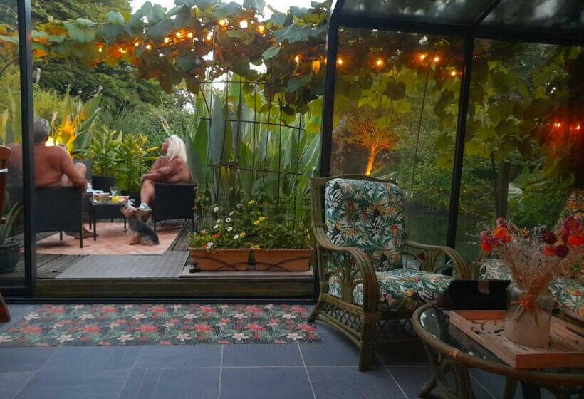 민박 Chambres D Hôtes Naturistes De La Moque Souris