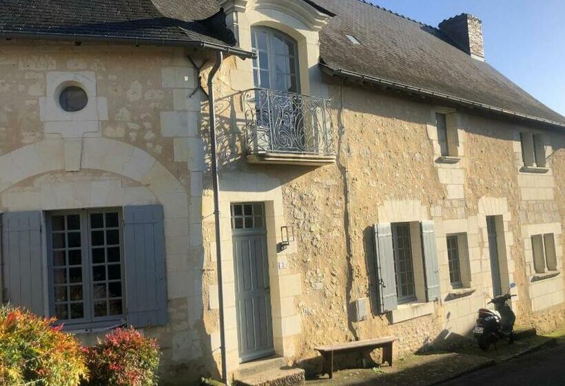 تختخواب و صبحانه Le Clos Marie