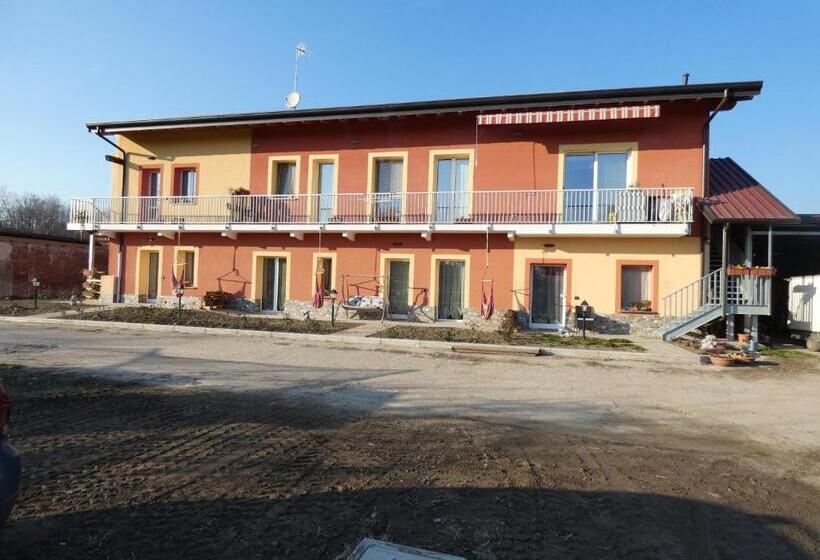 בית מלון כפרי Agriturismo Why Farm