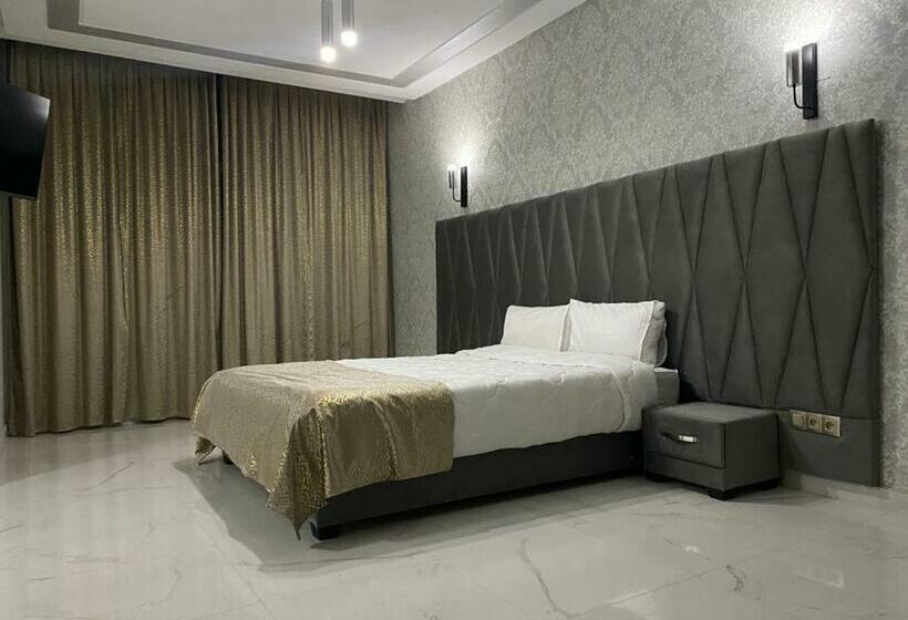 فندق Golden Star