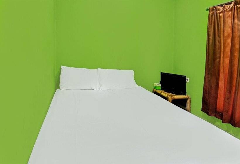 ホテル Spot On 92149 Ashooy Homestay