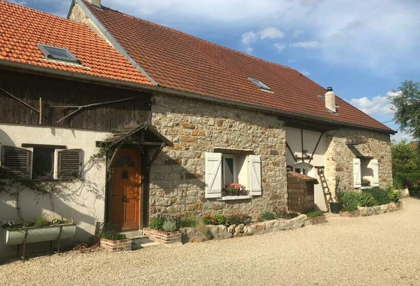 ペンション La Grange Aux Fleurs