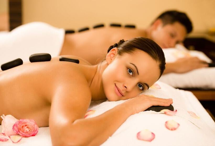 بنسيون Room In Guest Room  Room With Jacuzzi, Vacation Spa House With Turkish Bath