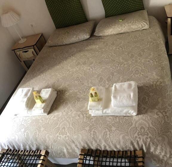 פנסיון Verso Est