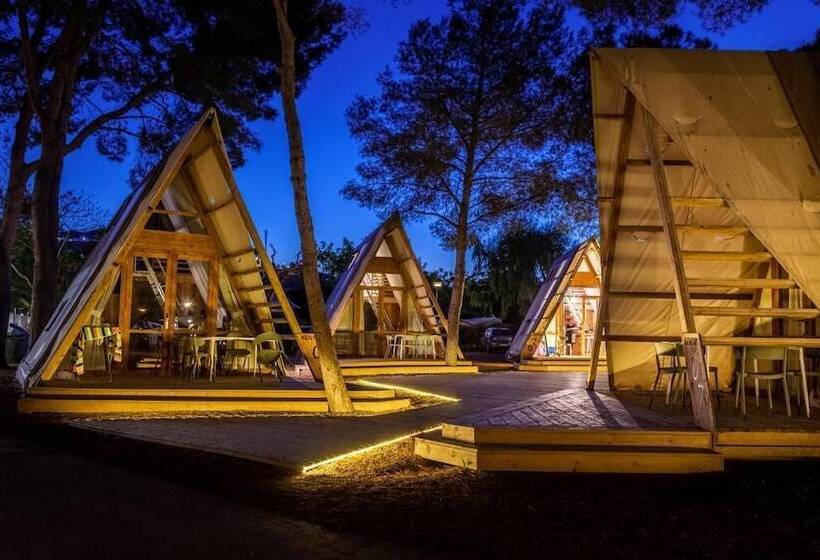 Общежитие Tamarit Beach Resort