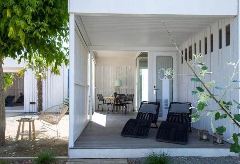 Общежитие Tamarit Beach Resort