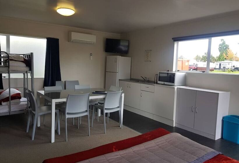 All Seasons Holiday Park