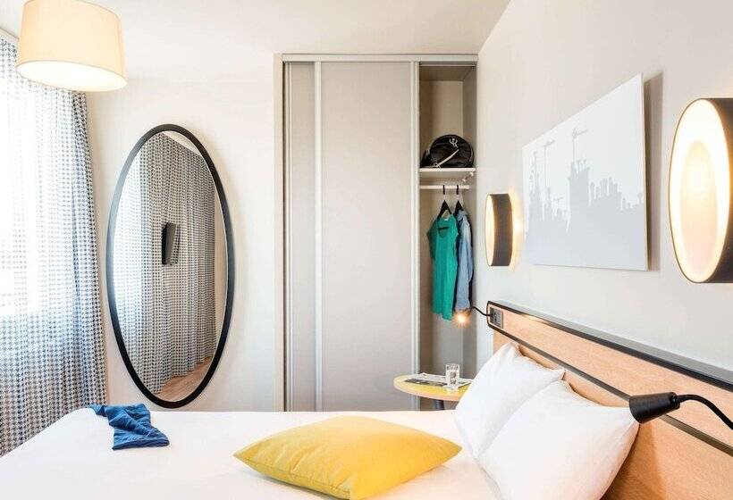 Aparthotel Adagio Access Paris Massy Gare