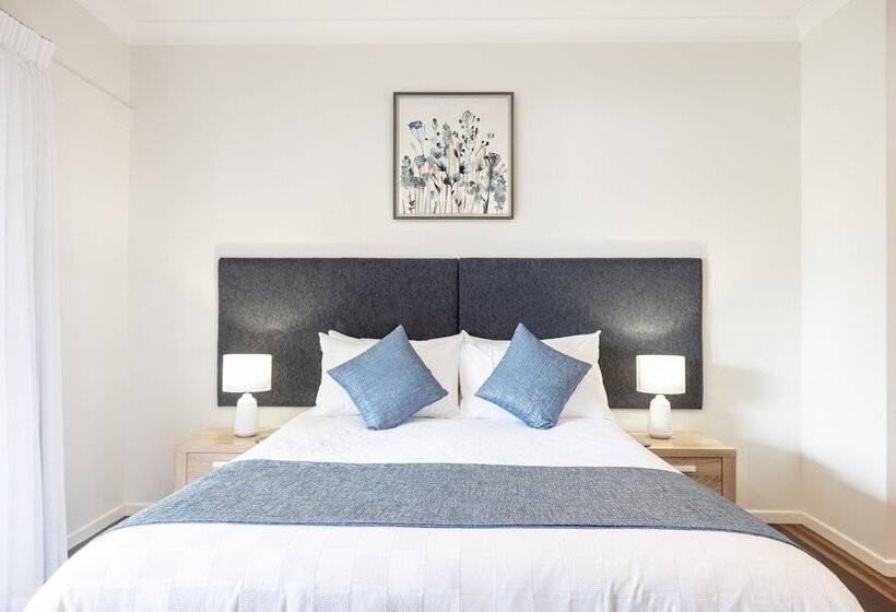 민박 Camelot Boutique Accommodation