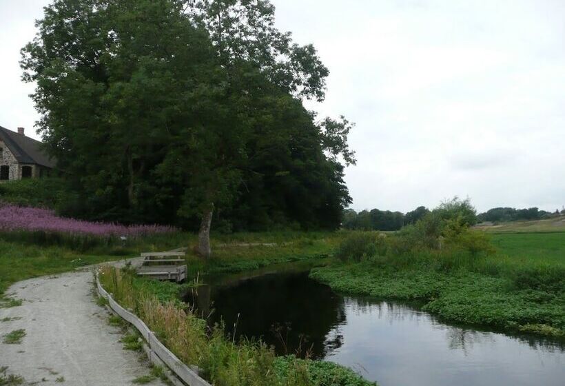 Bed and Breakfast Lille Restrup Hovedgaard