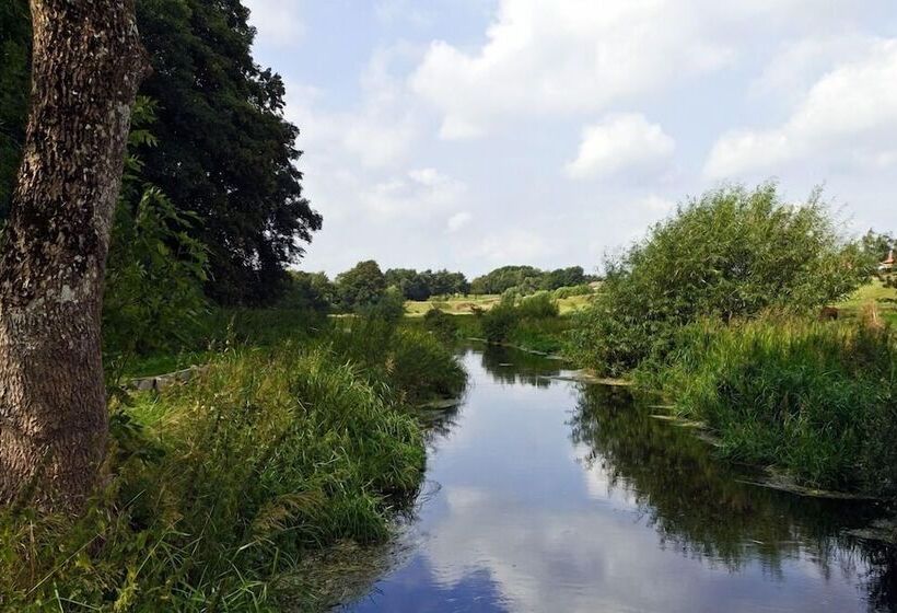 Bed and Breakfast Lille Restrup Hovedgaard