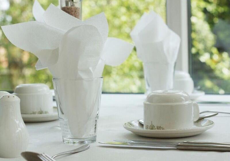 ベッドアンドブレックファースト The Liver View