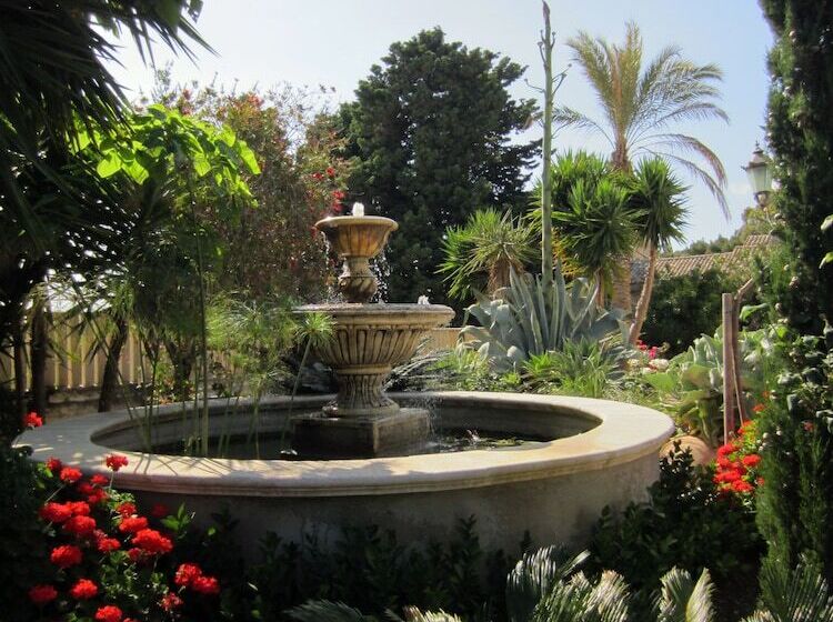 مبيت وإفطار Candalù Hotels   Villa Giardinata